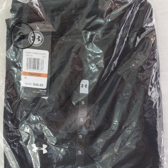 Under Armour Women's Tech Capris 3/4 Pants Small Black Athletic Gym New MSRP$40 - Picture 8 of 10